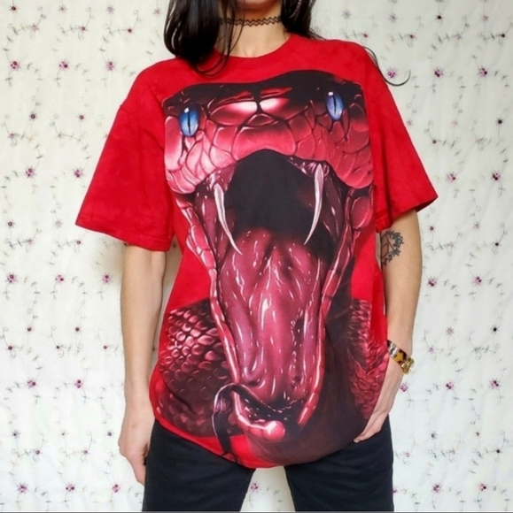 The Mountain Python Graphic Tee - Picture 5 of 6